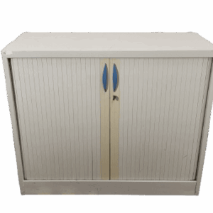 ARMOIRE BASSE MÉTALLIQUE CORPS ET PORTES COULISSANTES COLORIS GRIS 4 ÉTAGÈRES